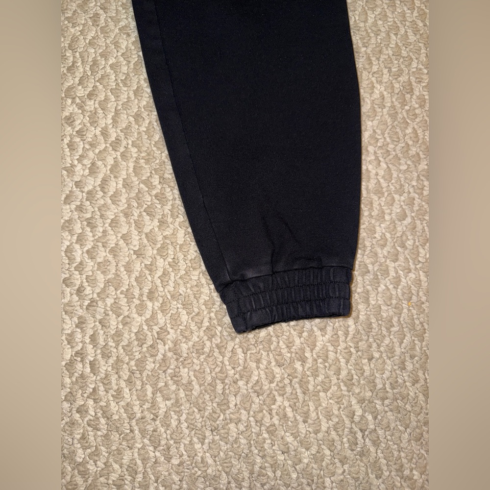 SPANX Women's The Perfect Pant
Jogger SIZE: Medium - Picture 5 of 13